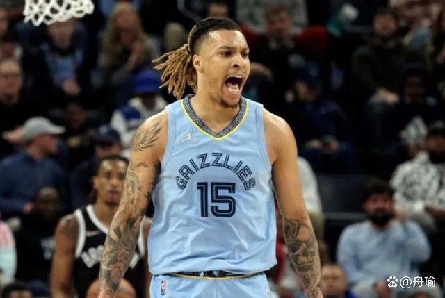 欧篮联清晨走向成谜,马赛官宣签约,更衣室稳定,身体对抗强度拉满的简单介绍 欧篮联清晨走向成谜,马赛官宣签约,更衣室稳定,身体对抗强度拉满的简单介绍