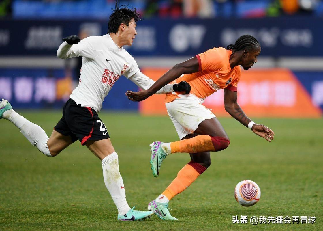 雷竞技官方网站浙江队迎德甲关键赛，清晨战术微调，气氛紧张，资深球员宣示担当的简单介绍