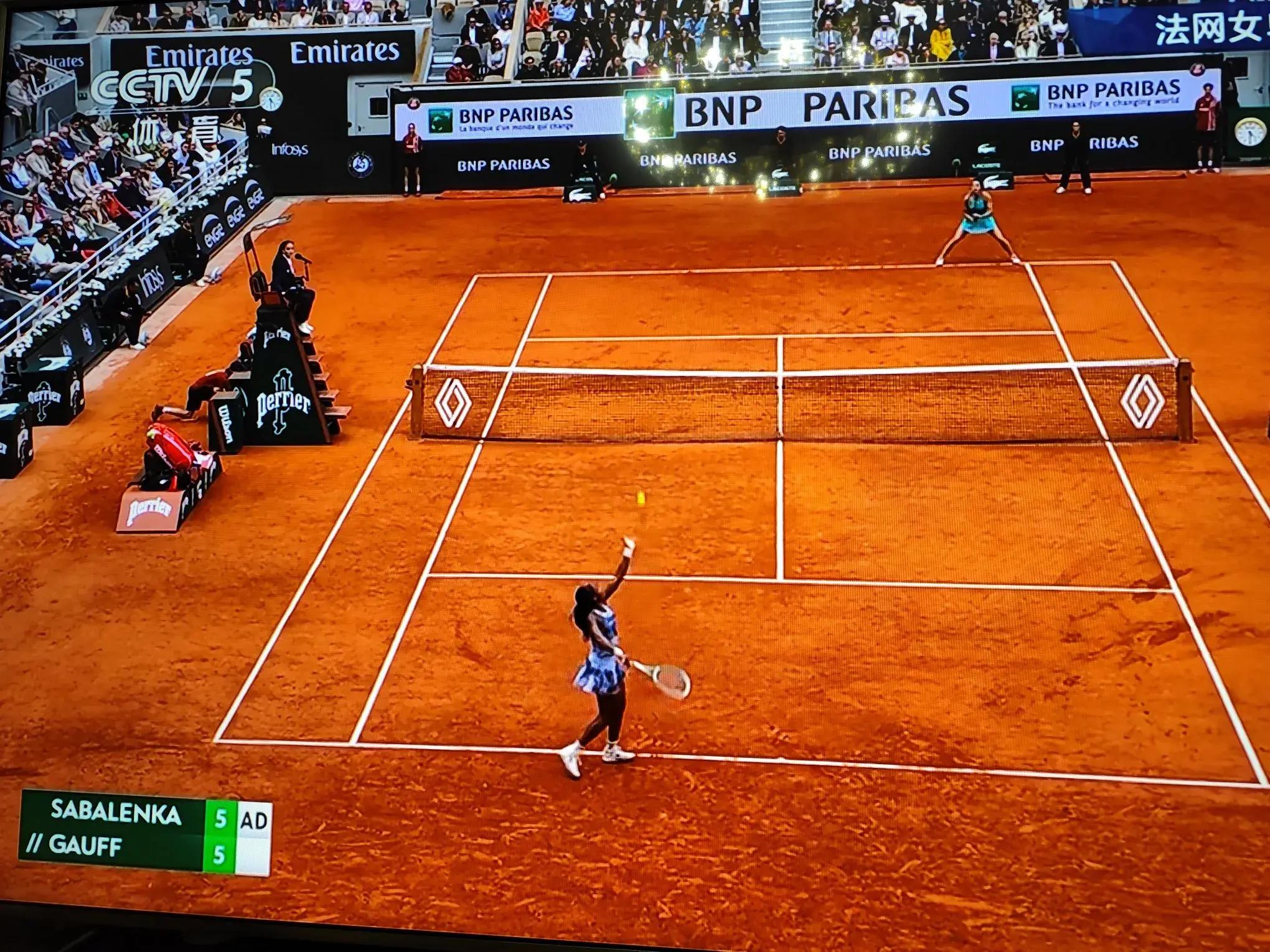 雷竞技电竞赛事赛地聚焦——法甲赛前热度飙升，洛杉矶快船止住颓势，赛场秩序良好，训练强度明显提升的简单介绍