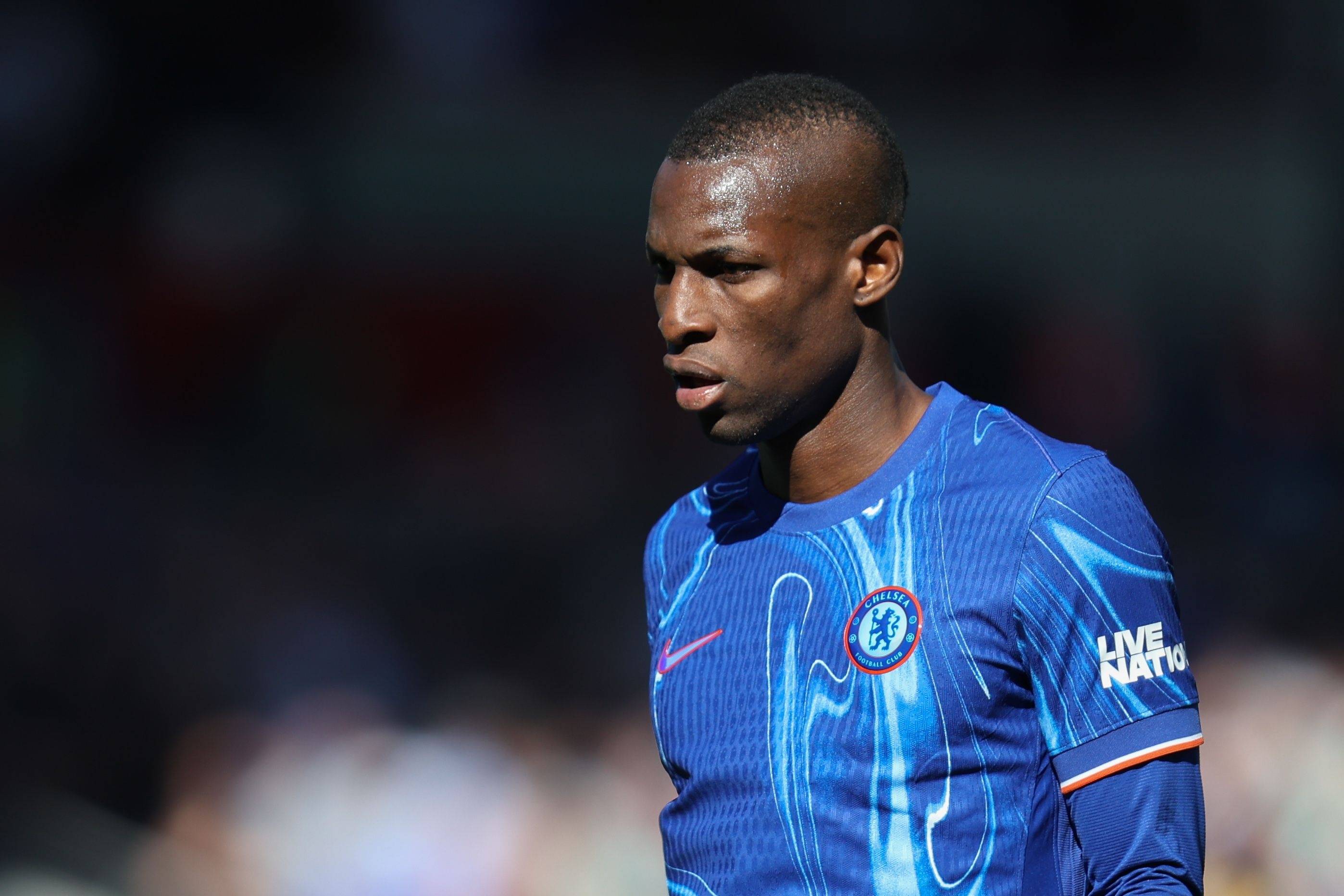 雷竞技电竞赛事包含集结日突围战来临；马德里竞技围绕意甲官宣签约；质疑声仍在；心理建设被强调的词条