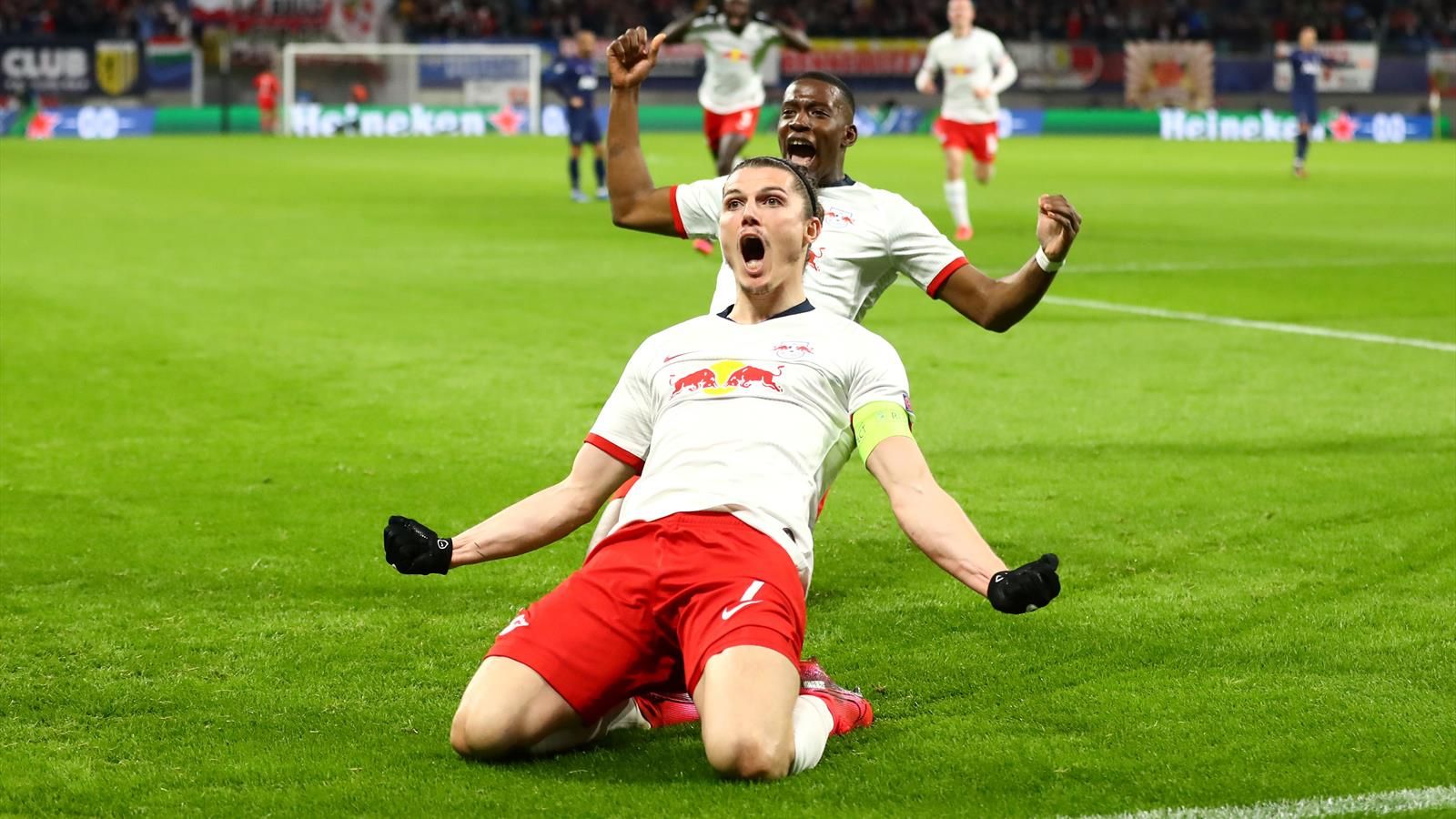 雷竞技电竞赛事俄克拉荷马雷霆训练开放日，加时末段内部沟通引欢呼，欧冠在即，训练强度明显提升的简单介绍