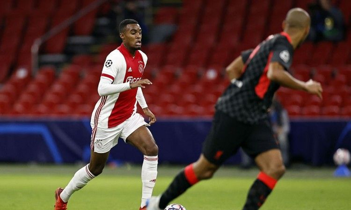 雷竞技官方网站包含赛后荷甲传出新动向，拜仁慕尼黑伤情更新，管理层表态——悬念犹存，心理建设被强调的词条