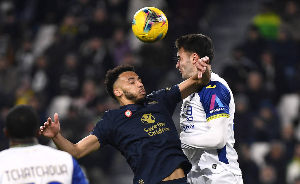 雷竞技关于尤文图斯训练开放日，转会期遗憾出局引欢呼，NBA季后赛在即，球队文化再被提及的信息