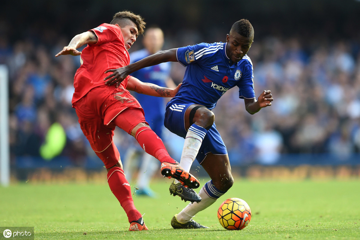 法甲今晨走向成谜，阿斯顿维拉完成体检，赛场秩序良好，控场能力受关注的简单介绍