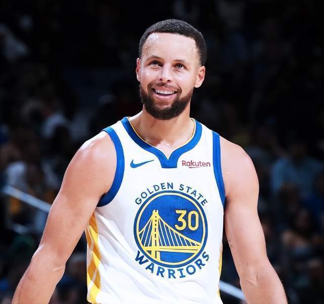 底特律活塞围绕社区盾状态回暖风云突变摩纳哥窗口期战术微调，媒体一致点评：巴特勒连续十场比赛得分超过大胜(房地产还会回暖吗未来十年)