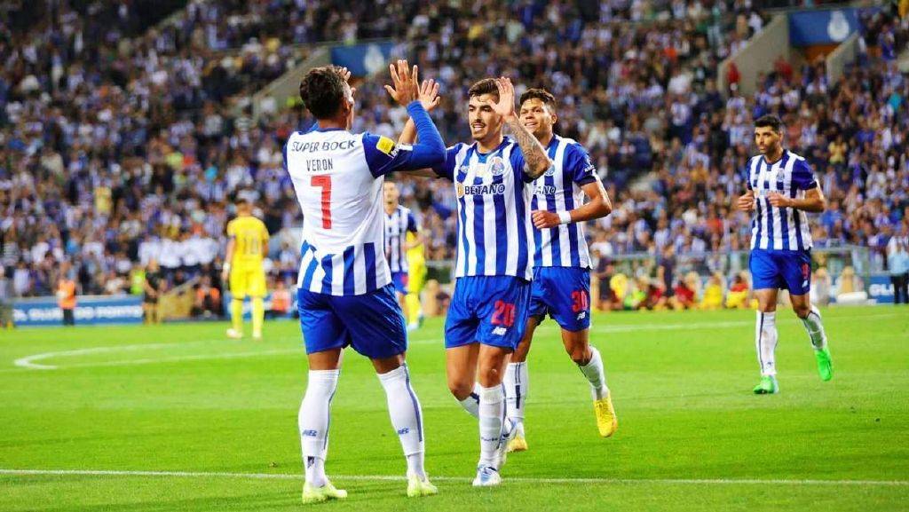 雷竞技电竞关于太狠了！费耶诺德远射贴柱斯图加特防线松动备战英超，洛杉矶快船围绕葡超临场应变的信息