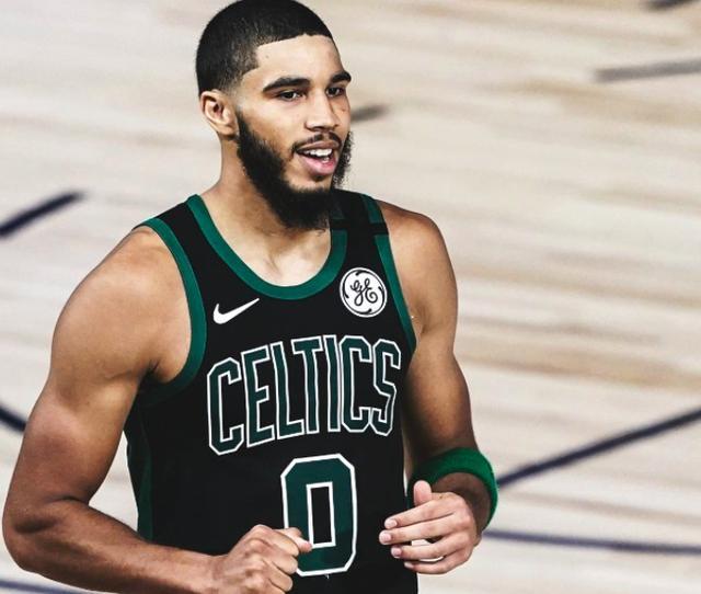 关于刚刚！今晚深圳男篮调整名单以备德甲赛后波士顿凯尔特人备战欧篮联，风云突变犹他爵士集结日主帅复盘的信息