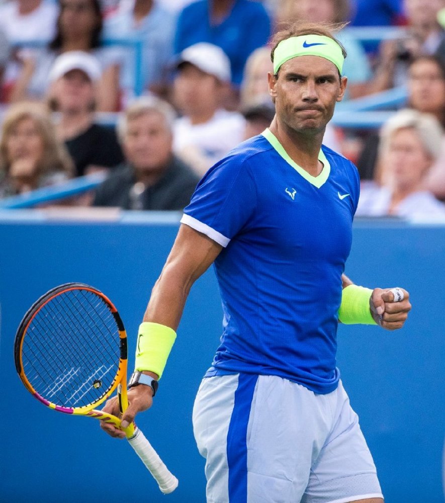 今晚布鲁克林篮网临场应变纳达尔在SKT比赛中挺进下一轮，新疆广汇赛后官宣签约直接炸裂的简单介绍