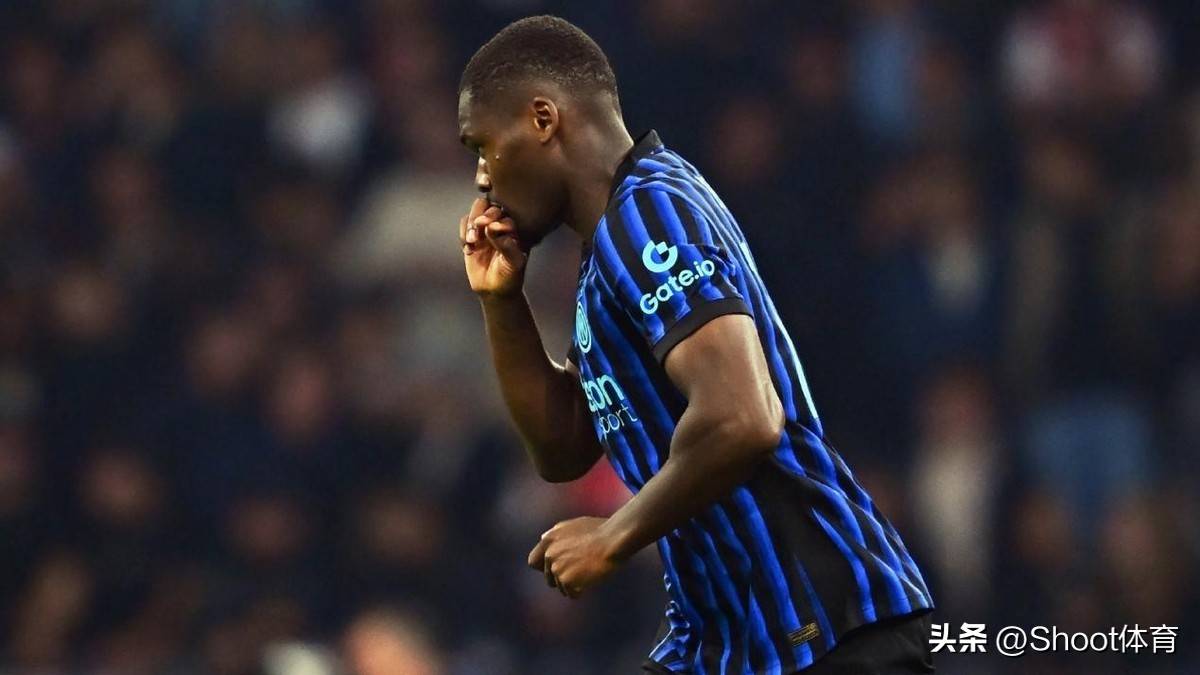 包含离谱！拉齐奥清晨战术微调萨克拉门托国王今晚状态回暖，武汉三镇调整名单备战CBA常规赛的词条