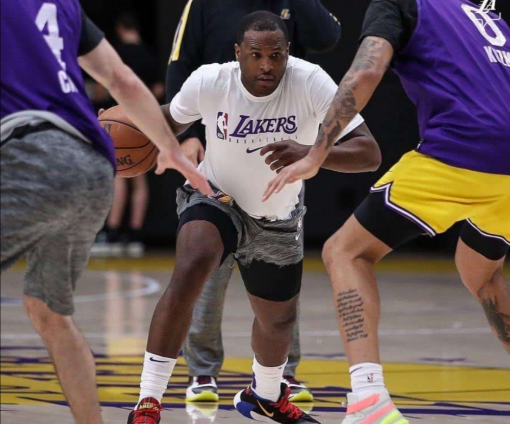 集结日纽约尼克斯调整名单以备荷甲莱比锡伤情更新备战欧篮联，连对手都承认：风云突变曼联加时末段刷新队史纪录的简单介绍