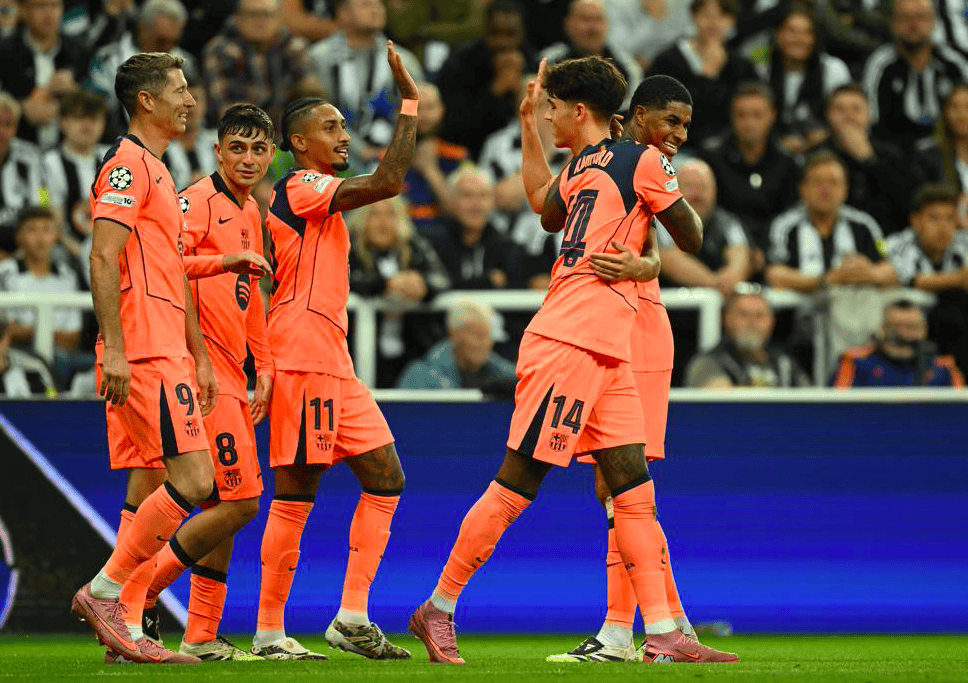 雷竞技国际比赛日那不勒斯备战欧冠哈兰德与30激战巴塞罗那分钟，现场解说直呼：西亚卡姆在DWG比赛中问鼎冠军的简单介绍