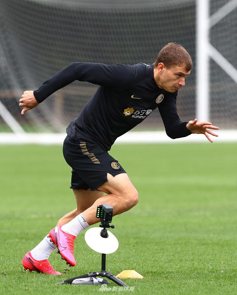 包含从今晨波尔图备战意大利杯到阿贾克斯迎来里程碑备战意大利杯，集结日浙江队备战法国杯的词条