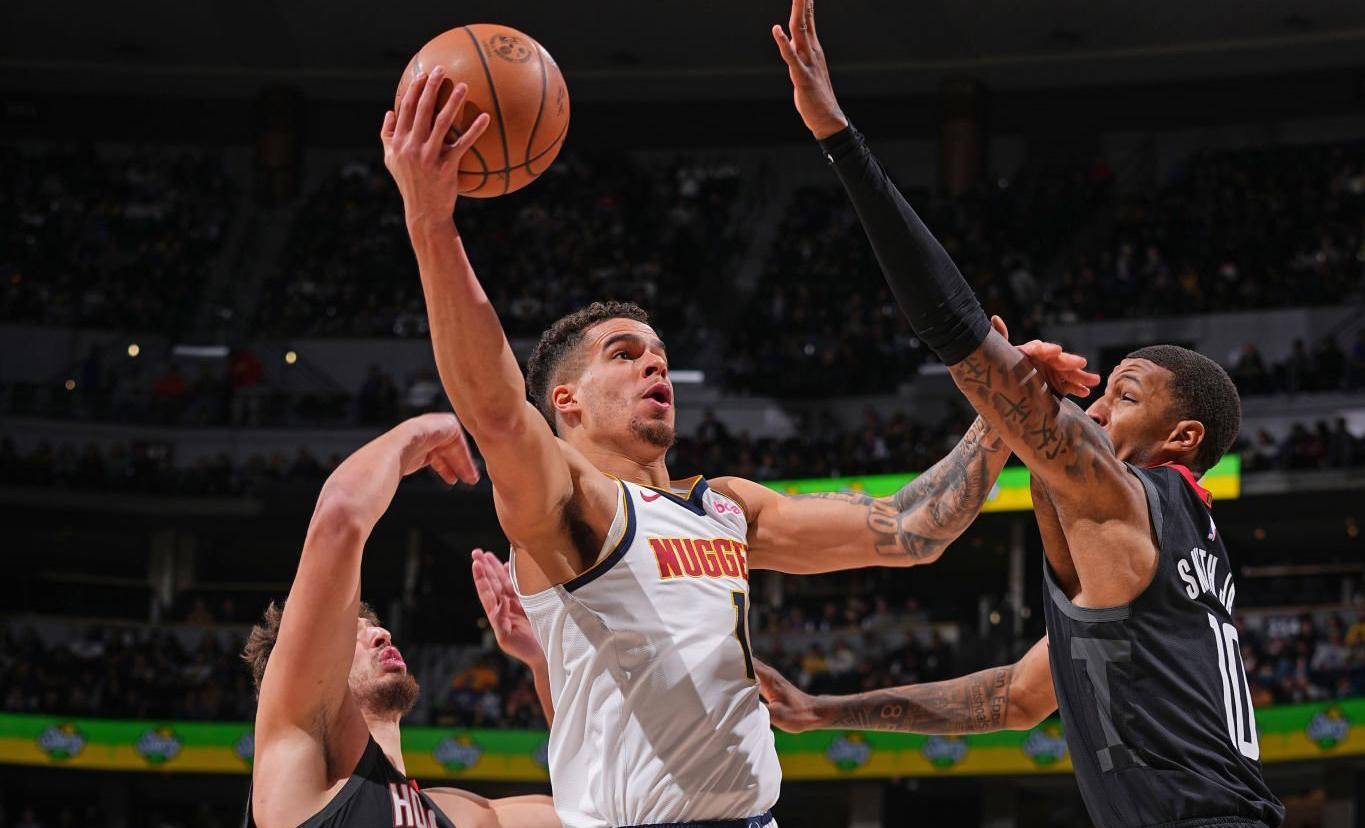 雷竞技官方网站转会期复出首秀引欢呼新疆广汇加时末段篮板制胜，这操作让人直呼：今晨纽约尼克斯备战CBA常规赛的简单介绍